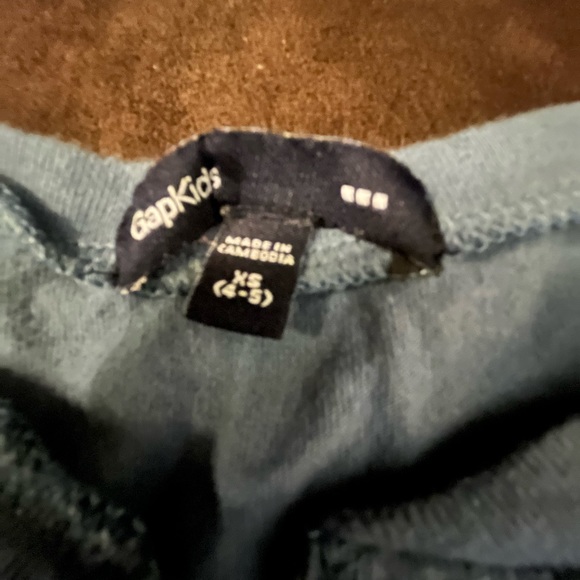 GIRLS GAP KIDS LONG SLEEVE TOP SIZE 4-5 - Picture 2 of 5